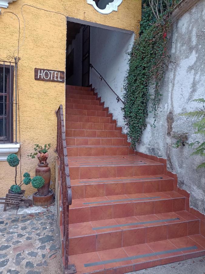 Hotel El Mirador Anexo 1 Santa Lucia Milpas Altas Bagian luar foto