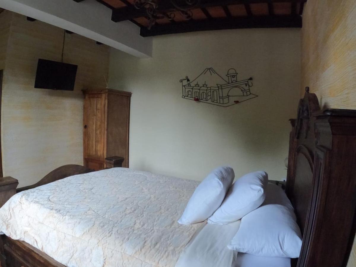 Hotel El Mirador Anexo 1 Santa Lucia Milpas Altas Bagian luar foto
