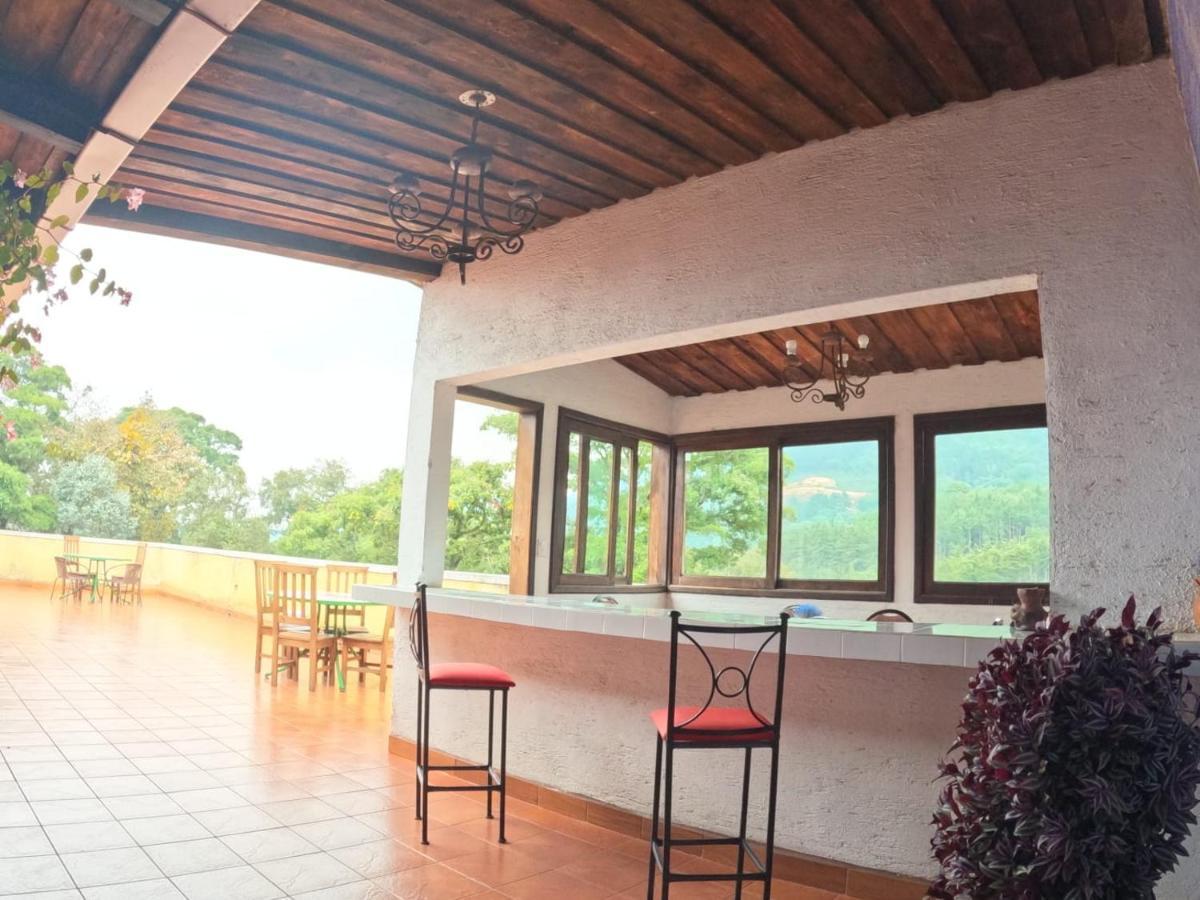 Hotel El Mirador Anexo 1 Santa Lucia Milpas Altas Bagian luar foto
